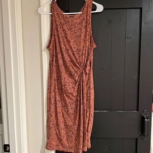 Brand new with tags Gap cotton rouche side midi dress. Size small